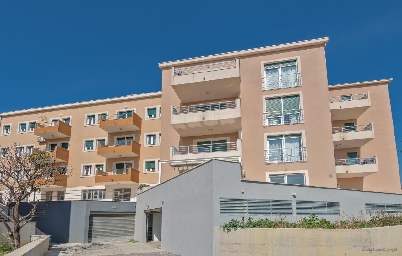4Me Apartments Vranjic Exteriör bild